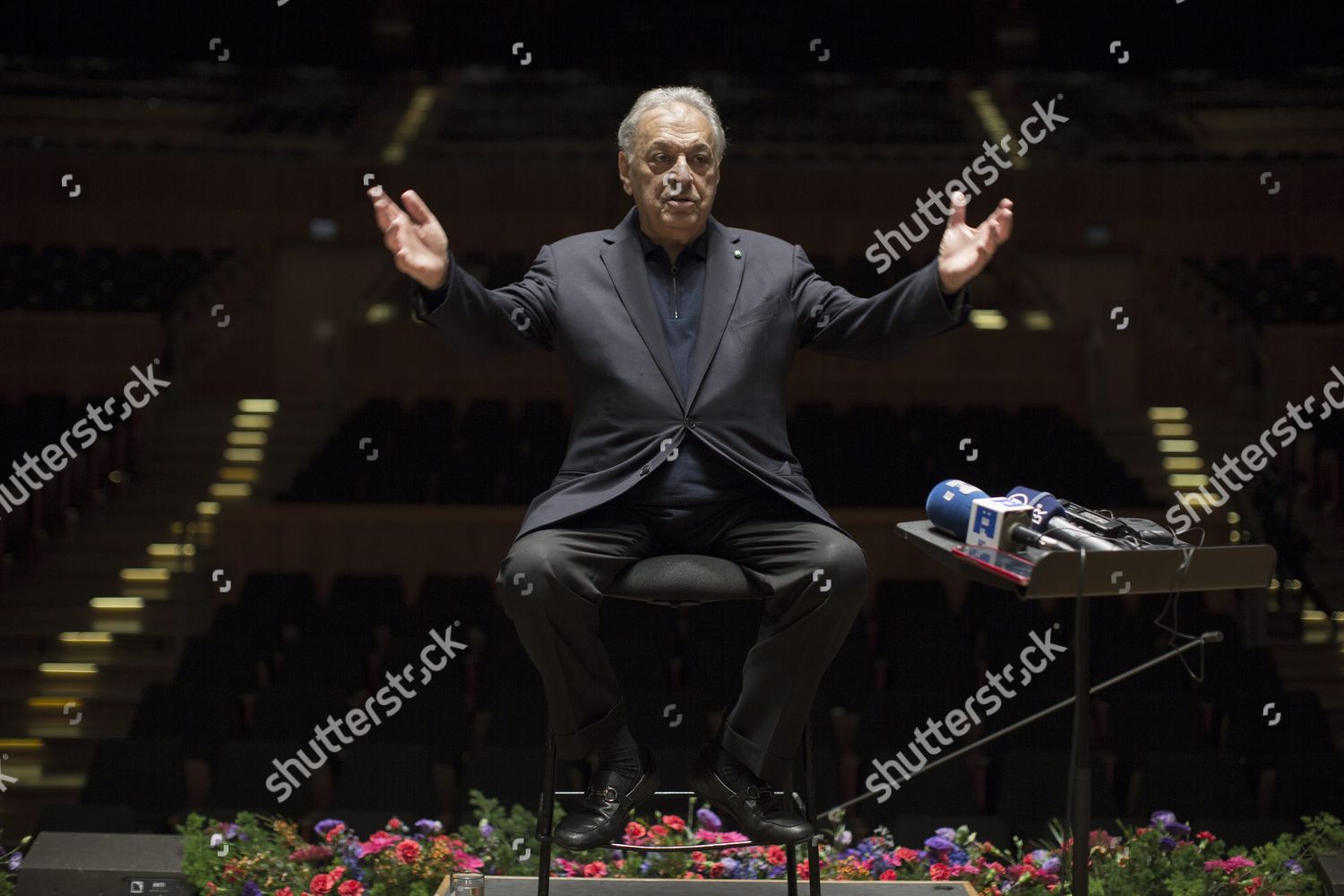 Indian Conductor Zubin Mehta Addresses Media Editorial Stock Photo