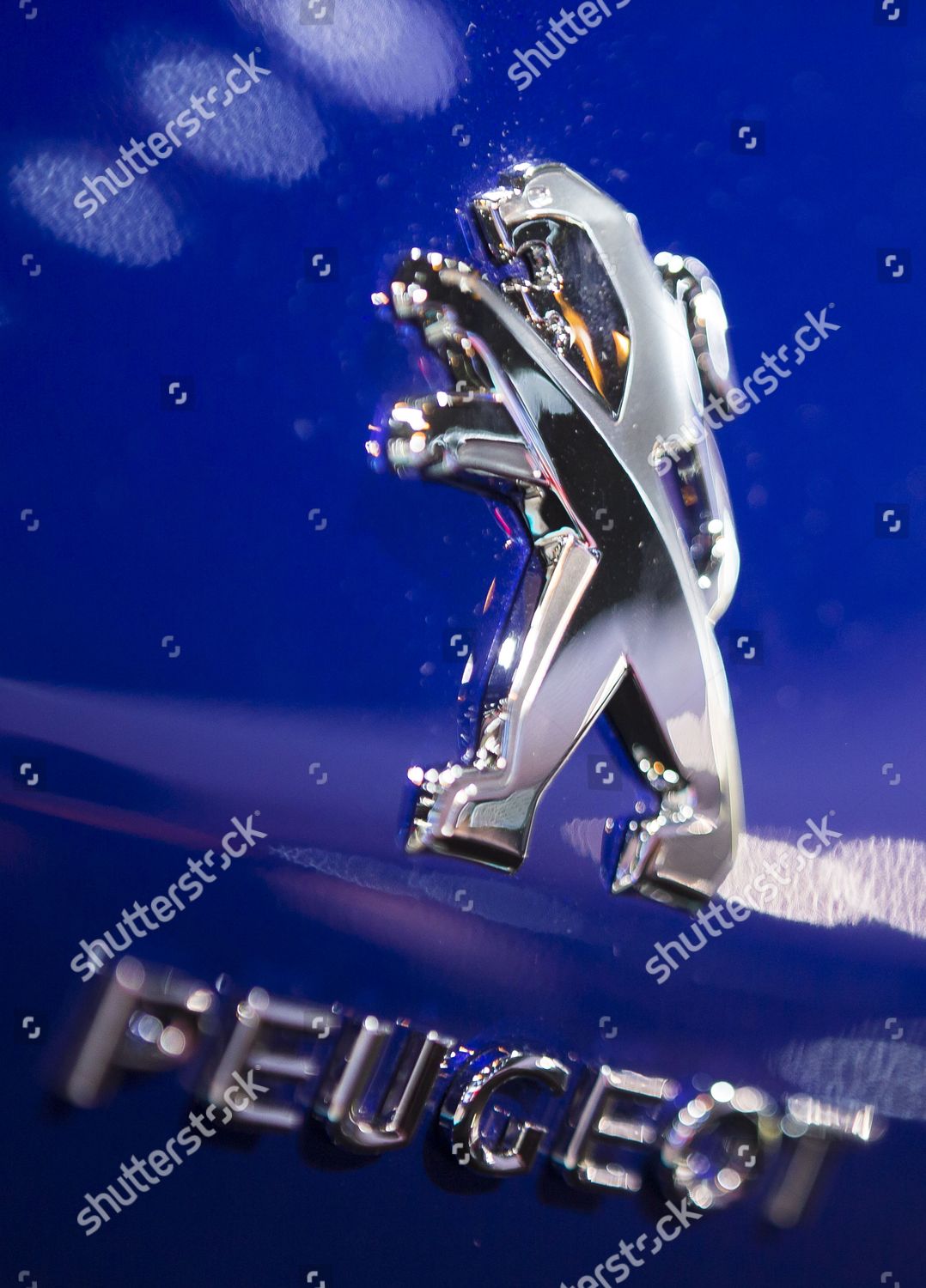 Logo French Car Manufacturer Peugeot Seen Editorial Stock Photo Stock