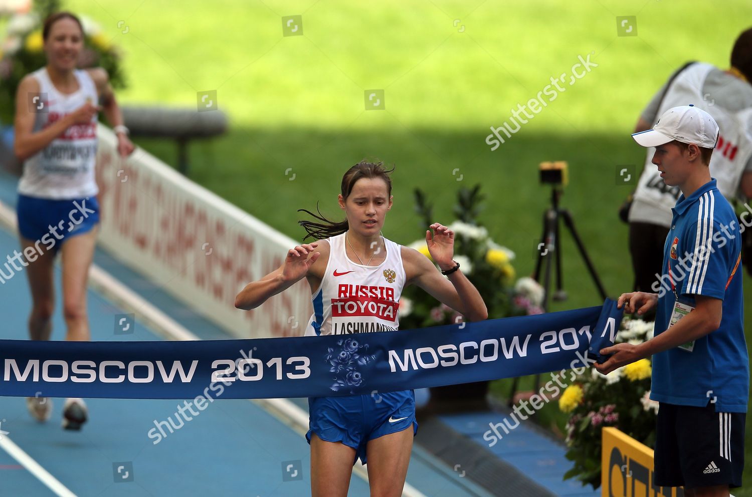 Russias Elena Lashmanova C Crosses Finish Editorial Stock Photo - Stock ...