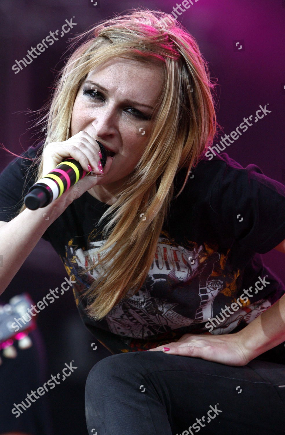 sandra nasic guano apes