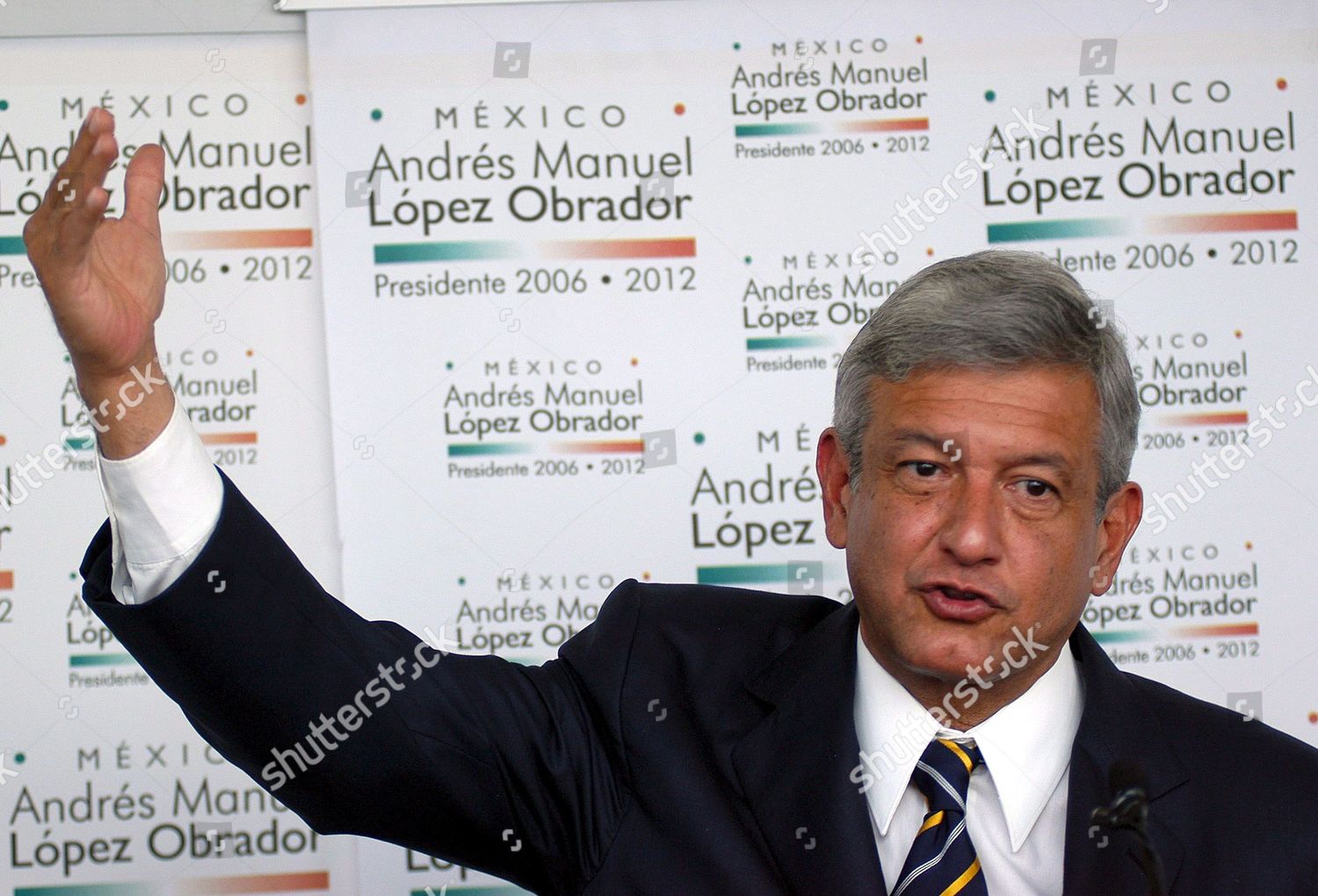 Leftist Contender Mexican Presidency Andres Manuel Lopez Foto Editorial En Stock Imagen En Stock Shutterstock