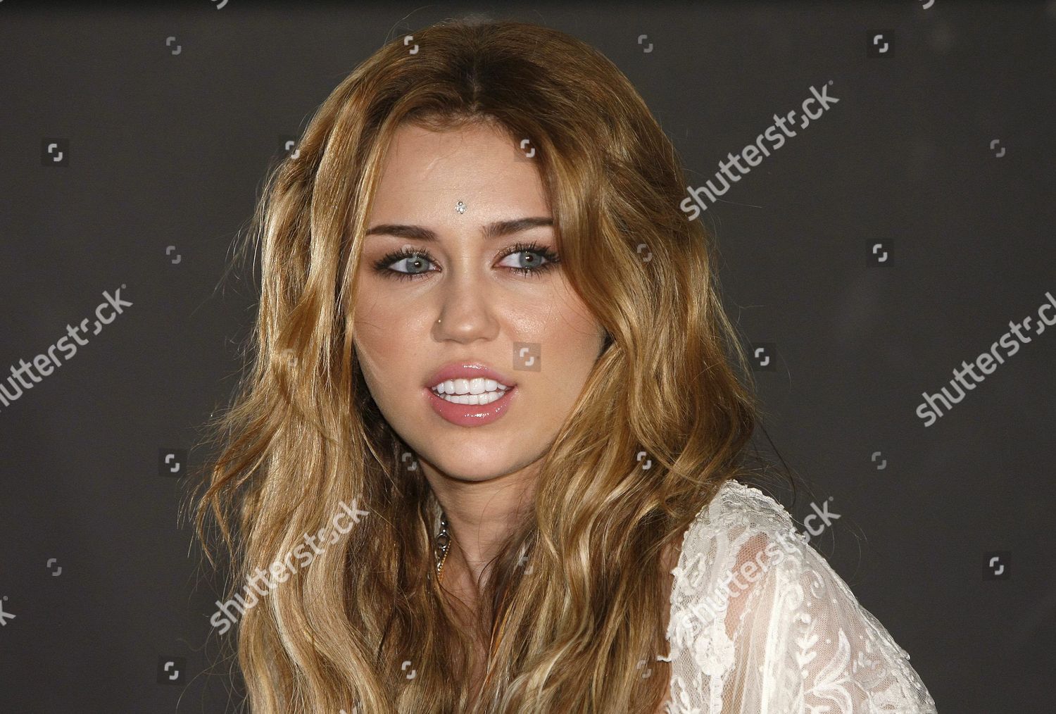 Us Actress Singer Miley Cyrus Poses Editorial Stock Photo - Stock Image ...