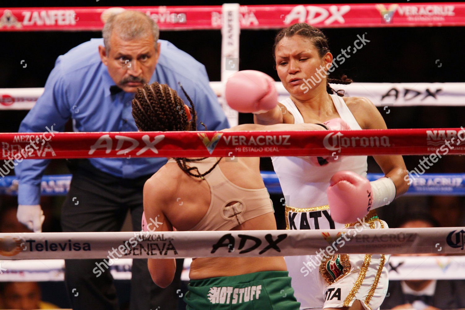 American Boxer Hollie Dunaway L During Editorial Stock Photo - Stock ...