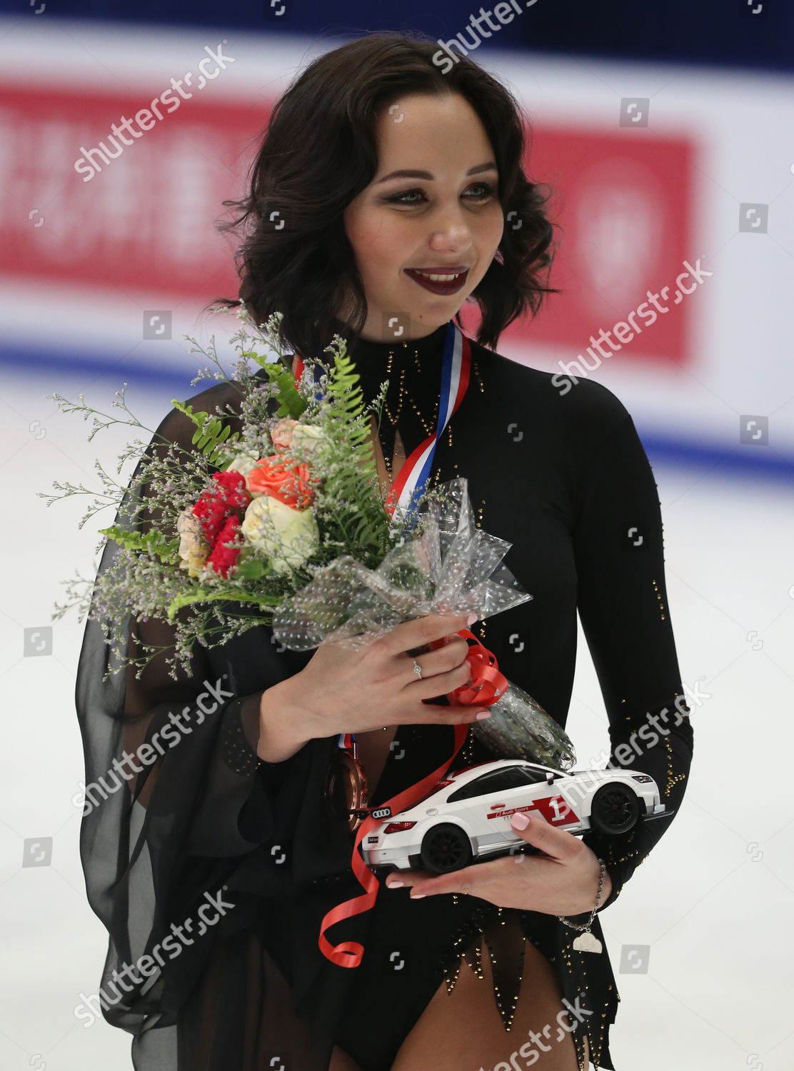 elizaveta-tuktamysheva-russia-poses-her-bronze-editorial-stock-photo