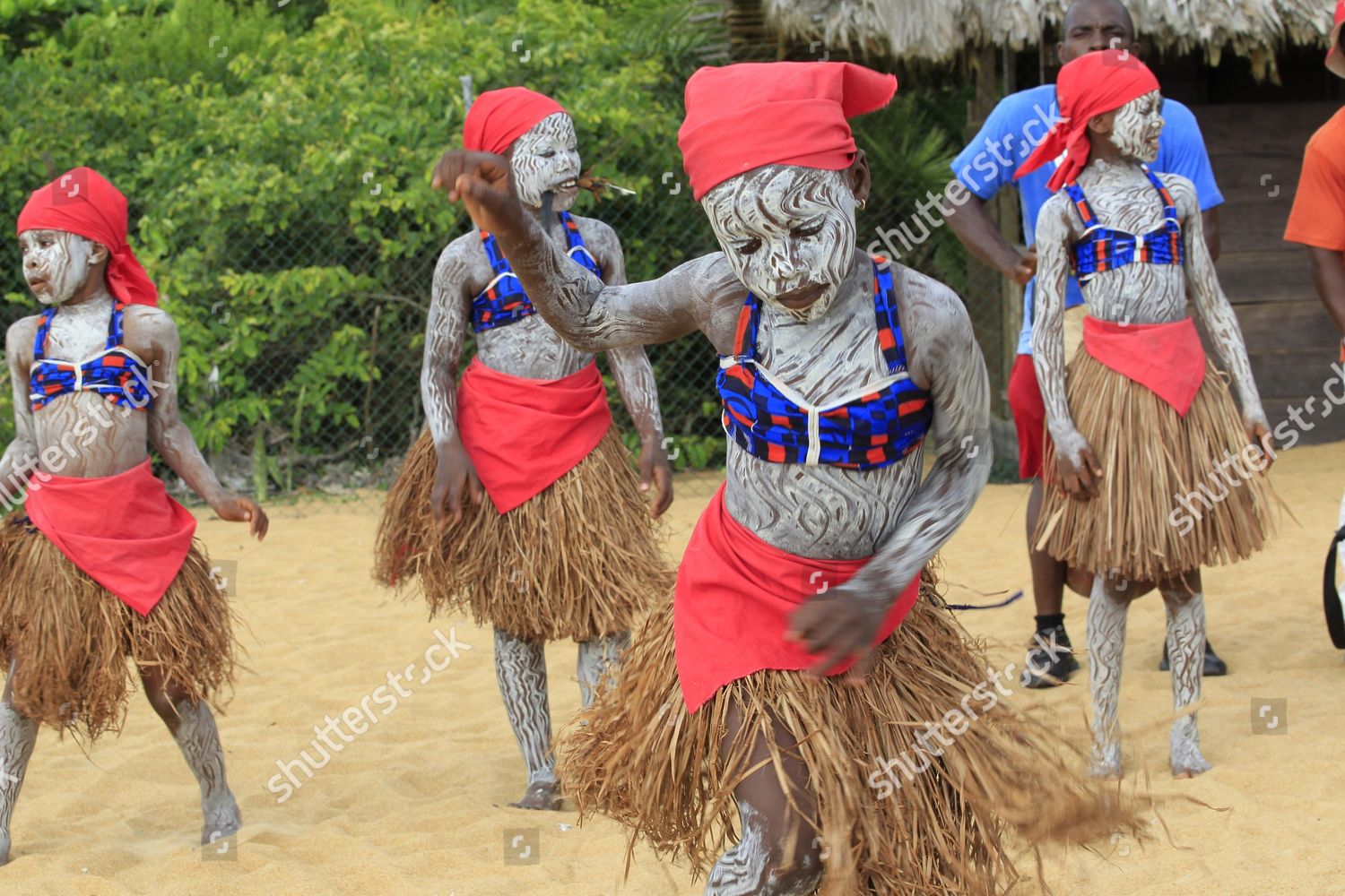 Liberian Girls Performs Traditional Dances Libassa Editorial Stock ...