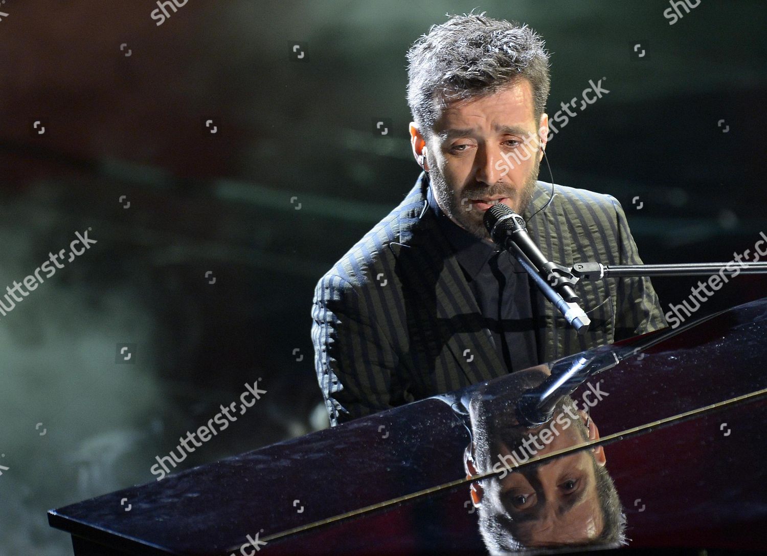Italian Singer Daniele Silvestri Performs Song A Editorial Stock Photo Stock Image Shutterstock