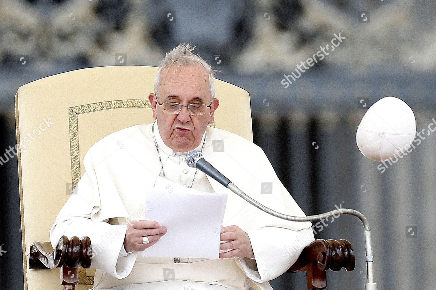 Wind Blows Off Papal Skullcap Zuchetto Editorial Stock Photo - Stock ...