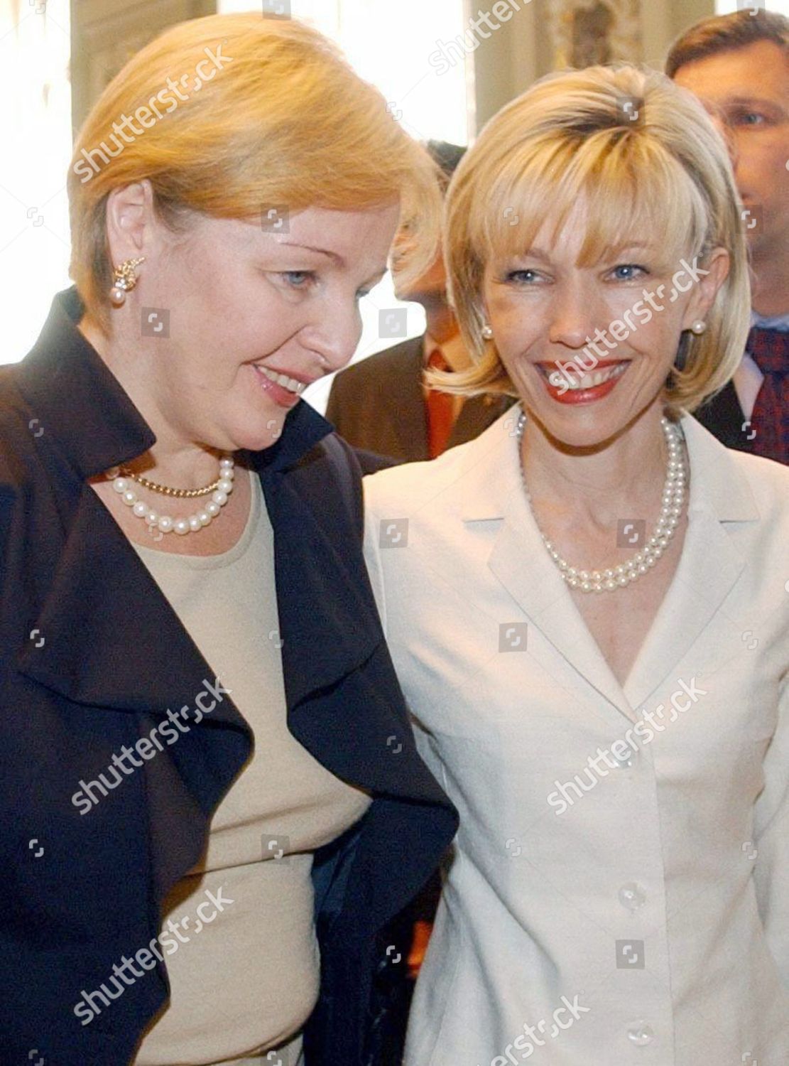 germany-russia-first-ladies-youth-meeting-jun-2003-shutterstock-editorial-8251121a.jpg