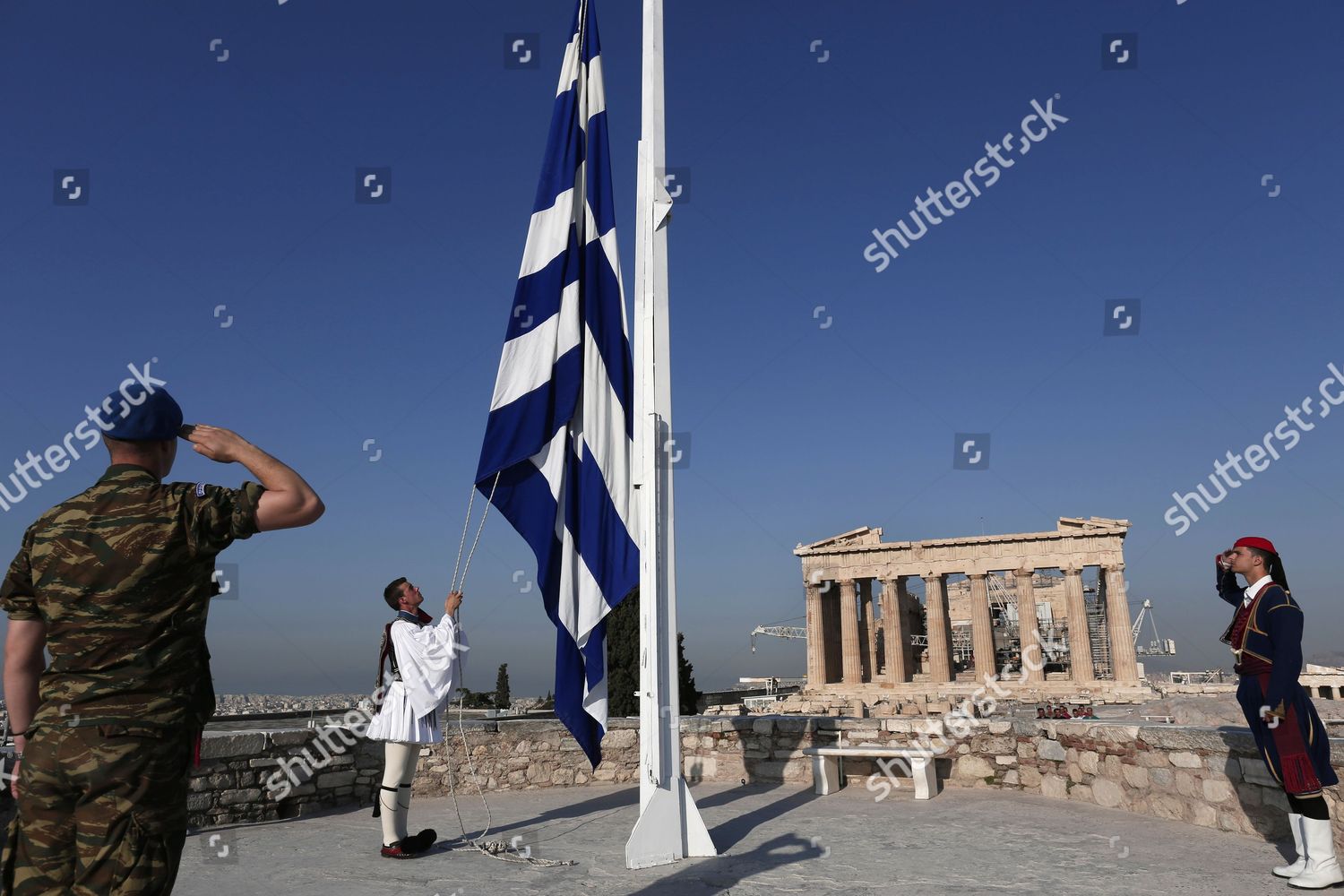 Greek Presidential Guards Hoist Greek Flag Editorial Stock Photo Stock Image Shutterstock