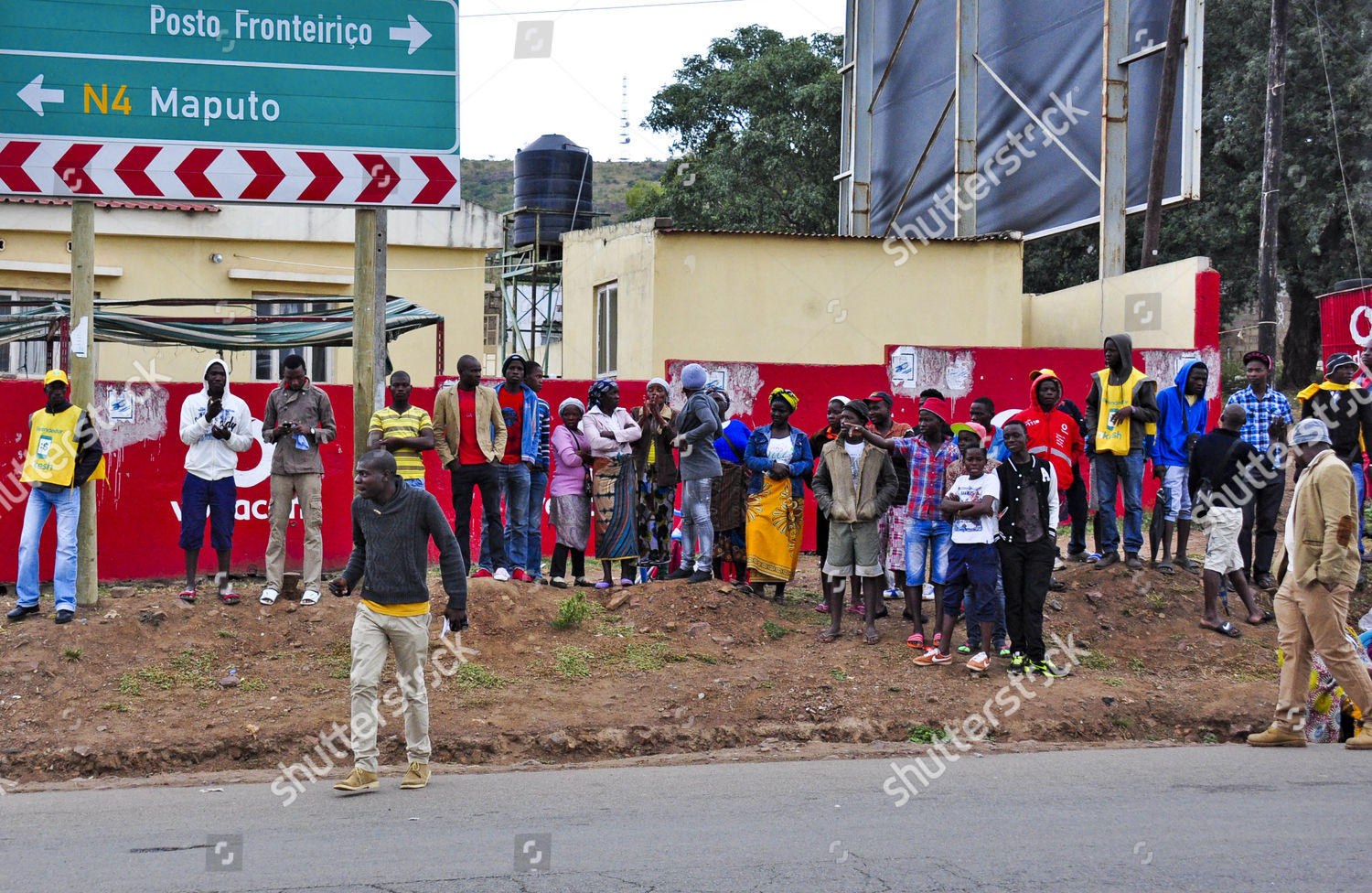 Mozambican Workers Block Road Moamba Mozambique Editorial Stock Photo ...