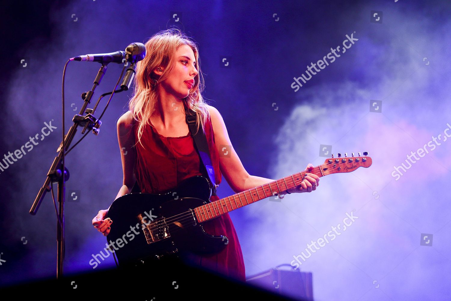 Ellie Rowsell Lead Singer British Alternative Editorial Stock Photo ...