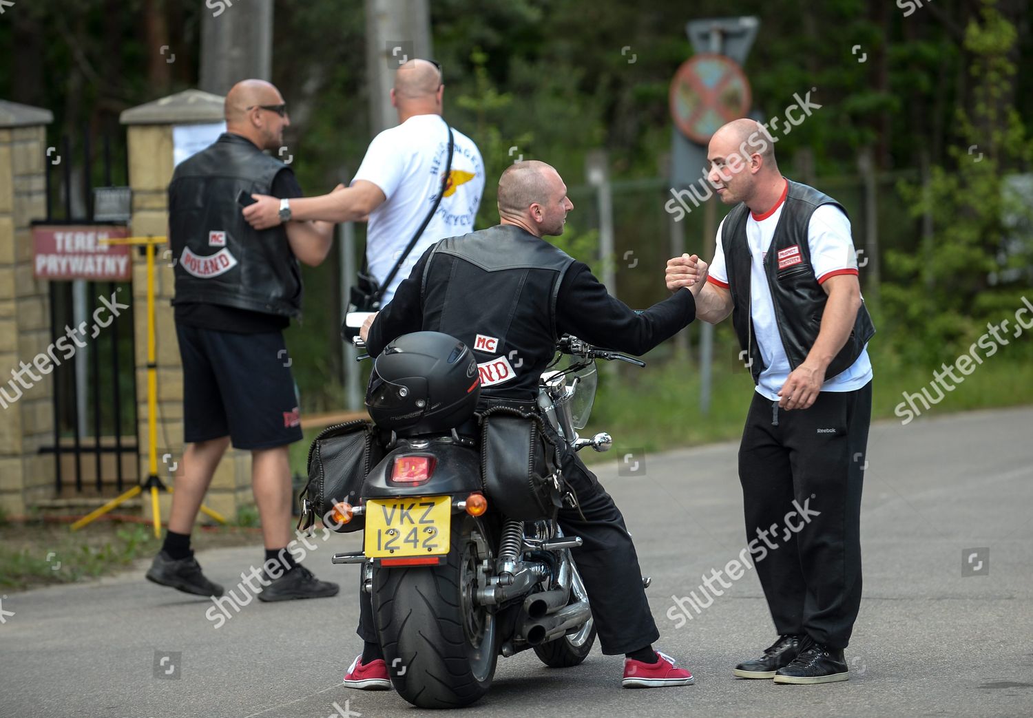 Members Hells Angels Motocycle Club Chapters Arrive のエディトリアルストック写真 ストック画像 Shutterstock