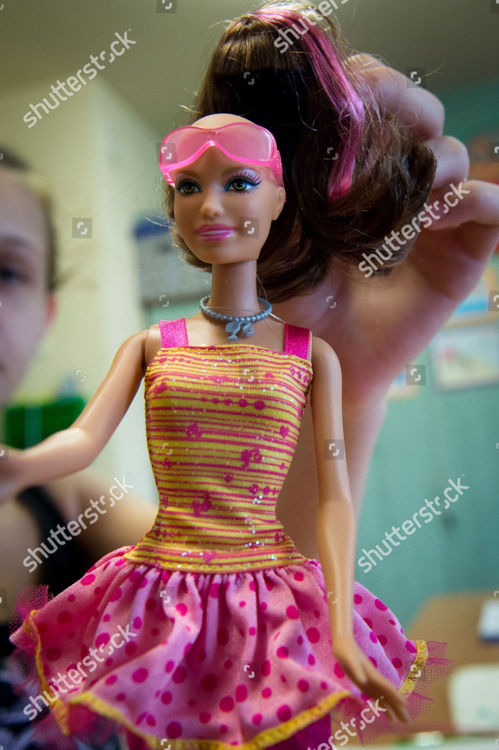 Child Plays One Twelve Bald Barbie Dolls のエディトリアルストック写真 ストック画像 Shutterstock