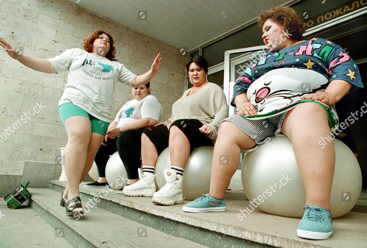 russia-fat-girls-jun-1998-shutterstock-e