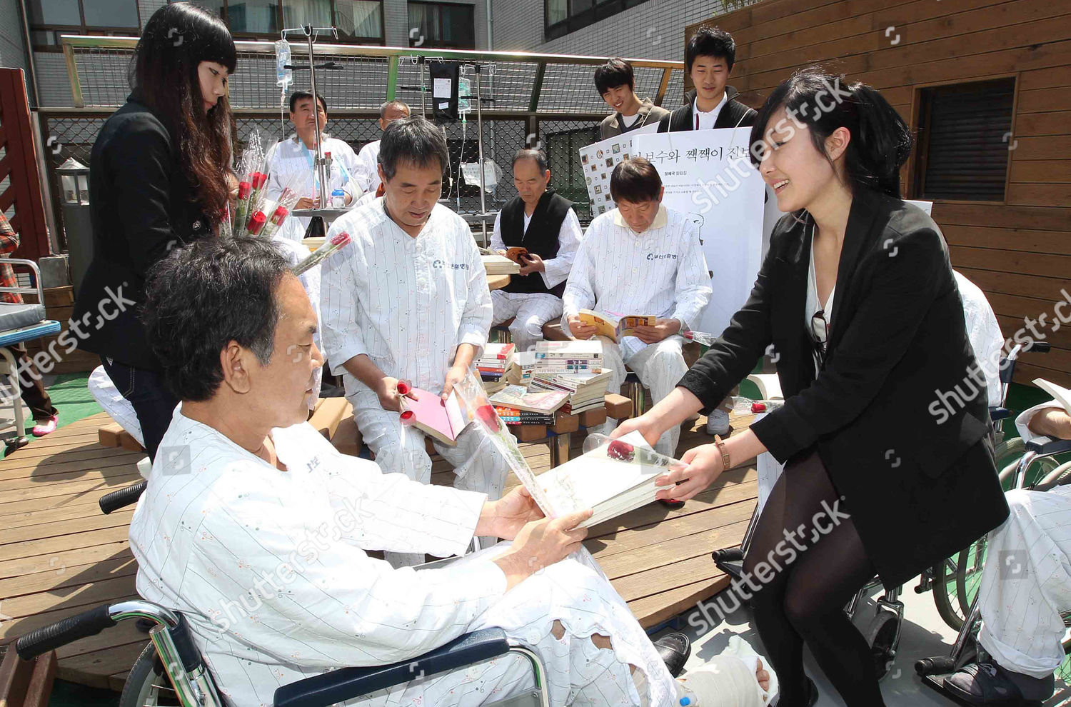 Students Dongseo University Give Some 500 Editorial Stock Photo - Stock ...