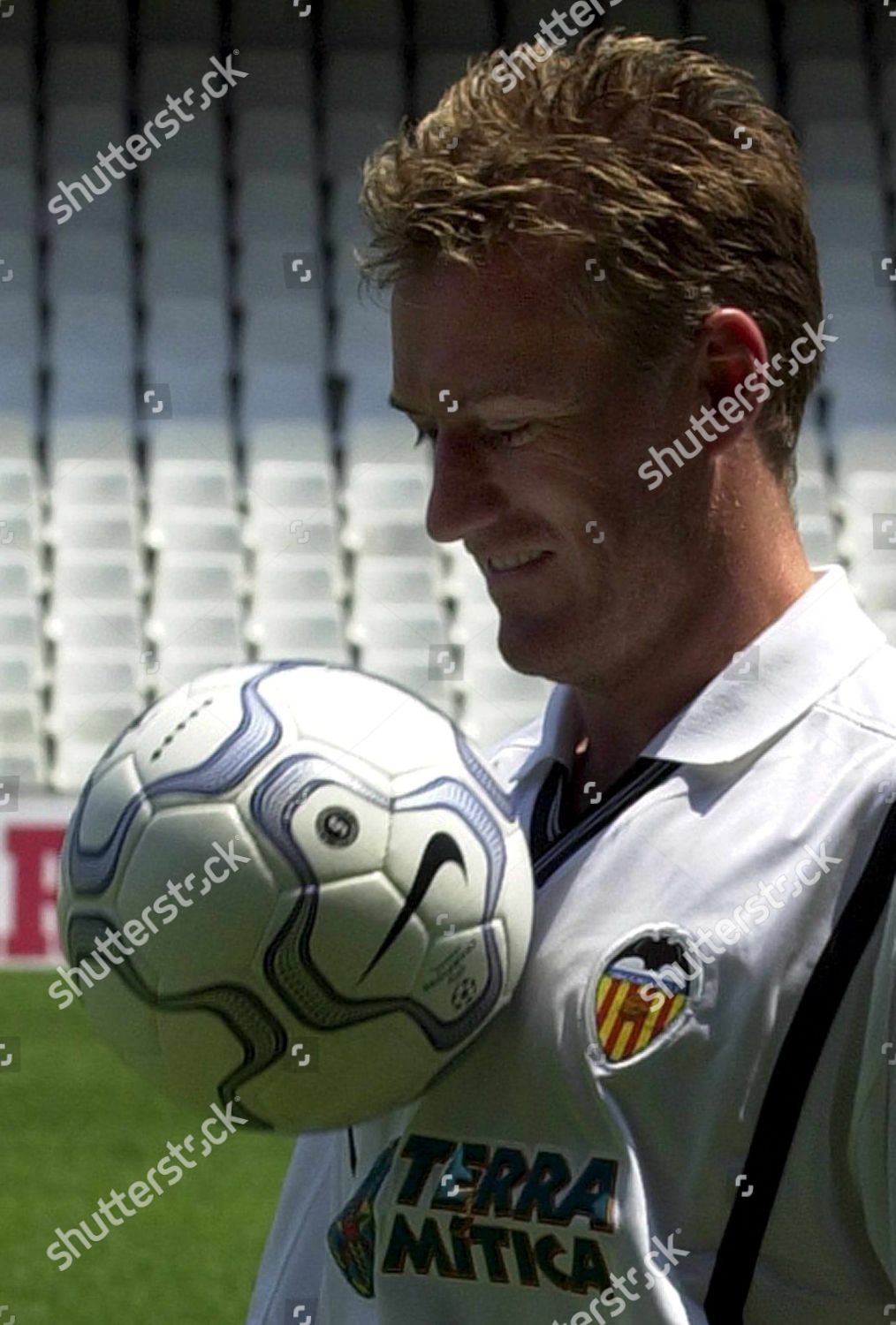 V02 20000731 Valencia Spain French International Midfielder Editorial Stock Photo Stock Image Shutterstock