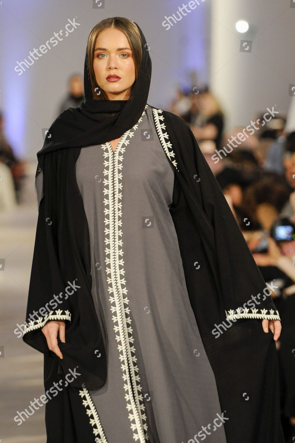 Abaya buth cheap uk