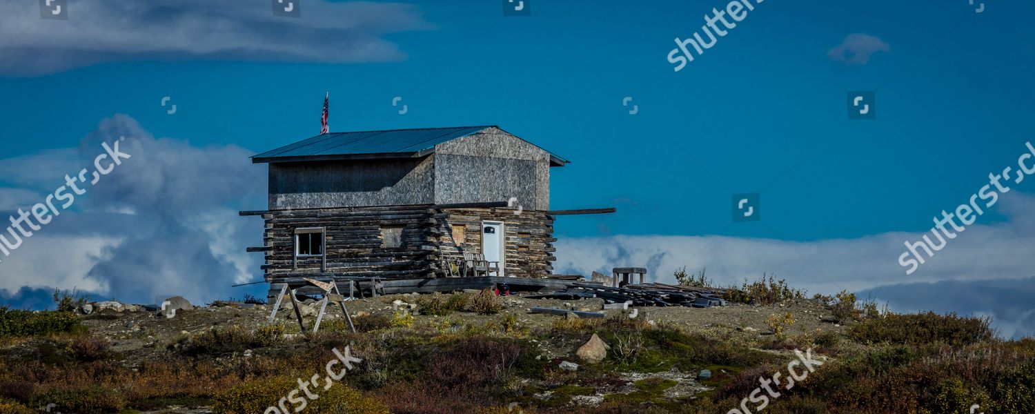 August 27 2016 Remote Cabin Along Denali Editorial Stock Photo