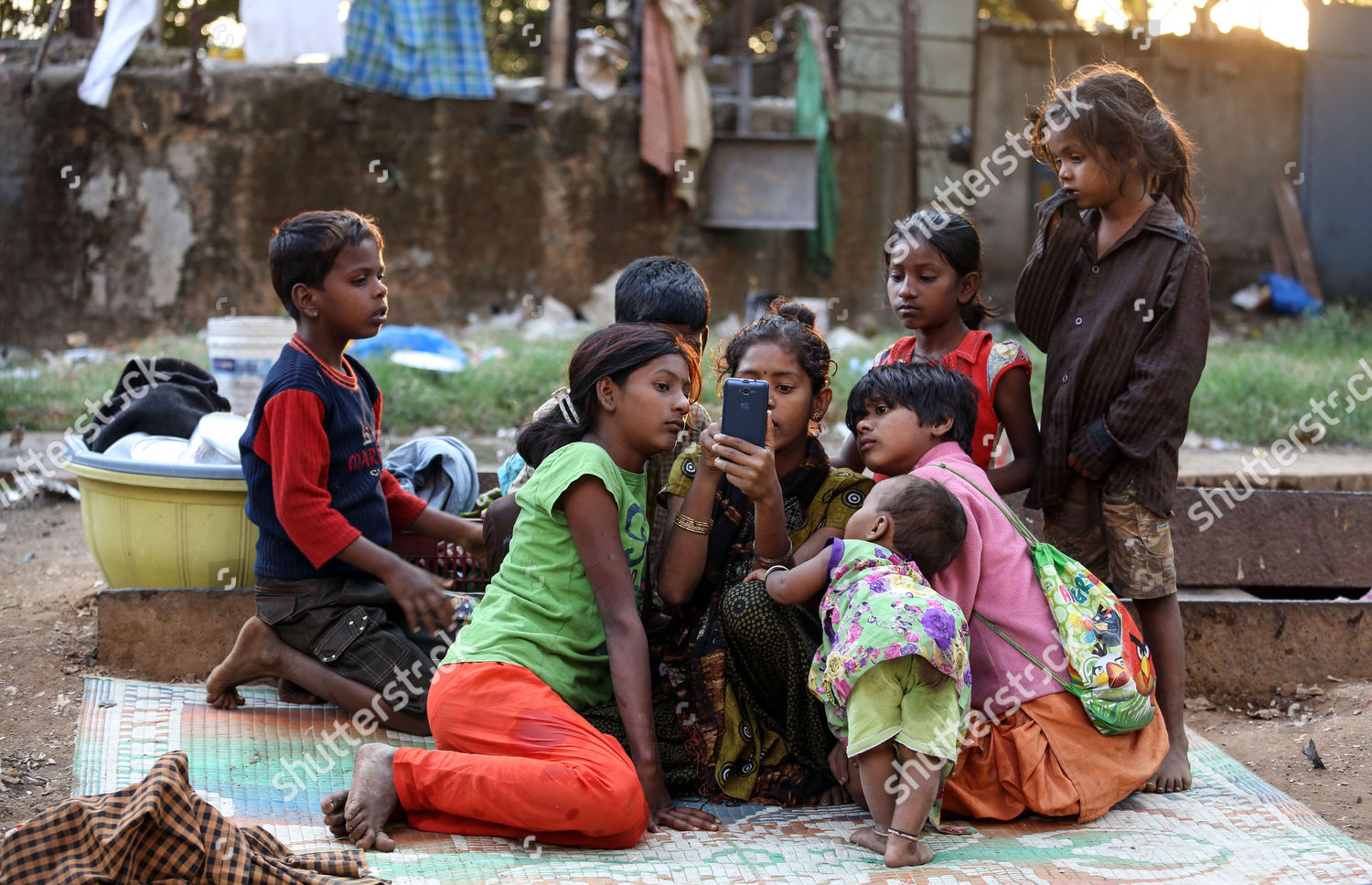 Indian Homeless Children Watch Movie Cell Phone Editorial Stock Photo Stock Image Shutterstock Indian Homeless Children Watch Movie Cell Phone Editorial Stock Photo Stock Image Shutterstock