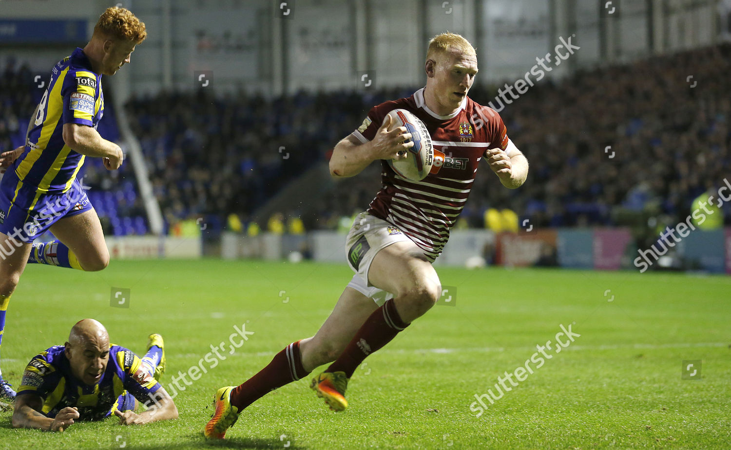 Liam Farrell Leaves Warrington Defence Behind Editorial Stock Photo ...