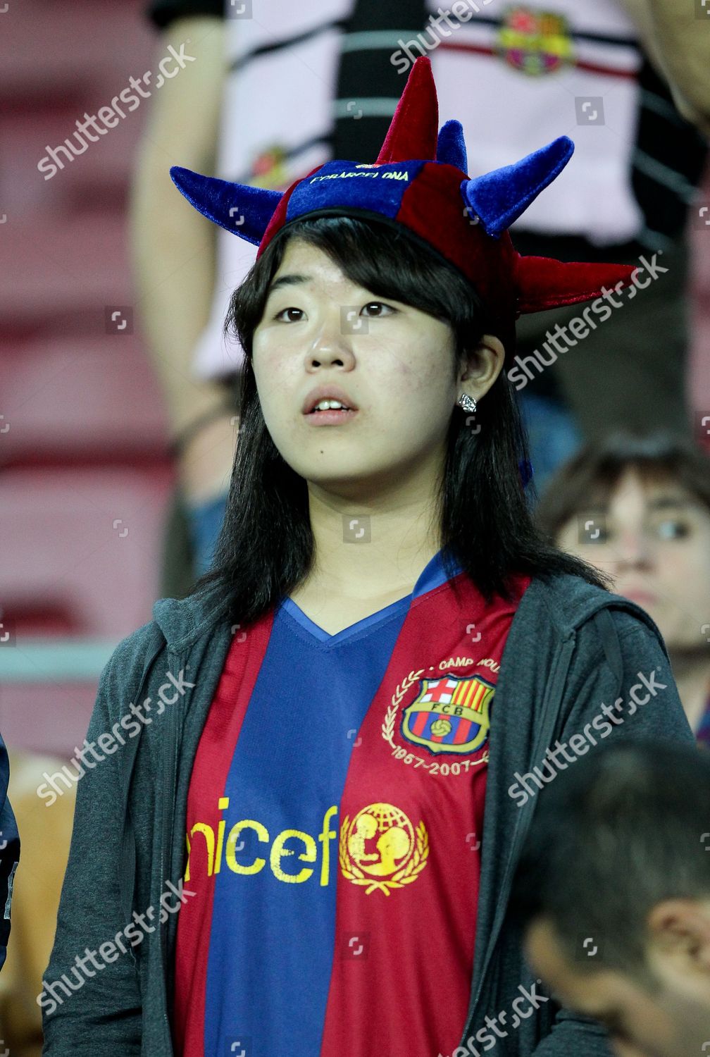 Barcelona girls fans