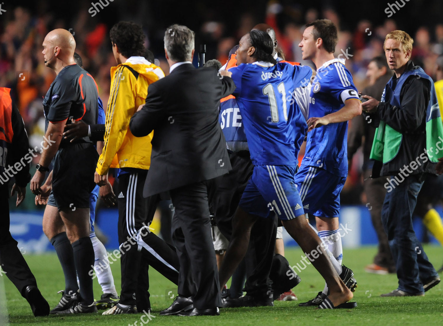 Chelsea Manager Guus Hiddink Tries Stop His Editorial Stock Photo Stock Image Shutterstock