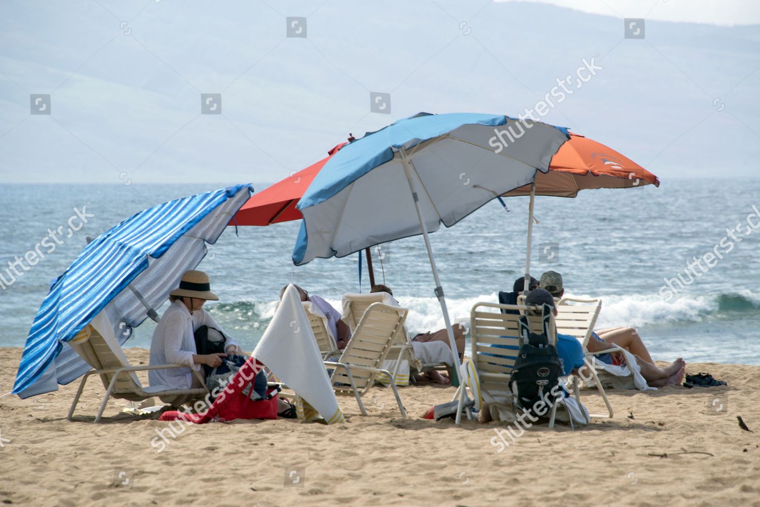 Beach Umbrellas Along Kaanapali Beach Lahaina Editorial Stock Photo Stock Image Shutterstock
