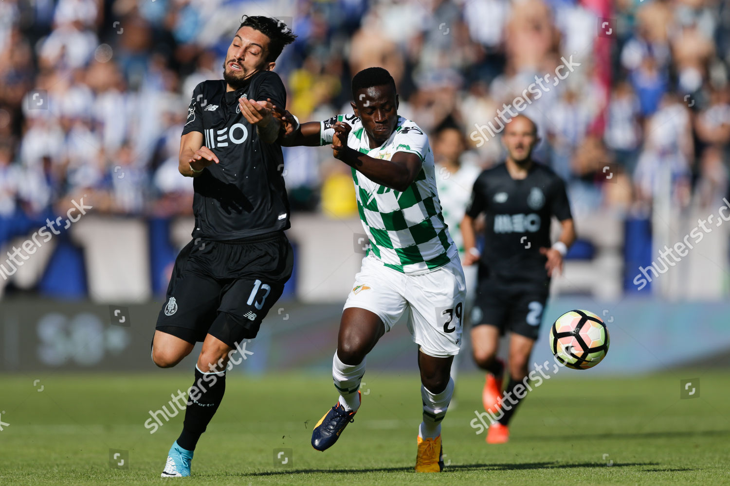 Moreirense Player Emmanuel Boateng R Action Against Editorial Stock Photo Stock Image Shutterstock
