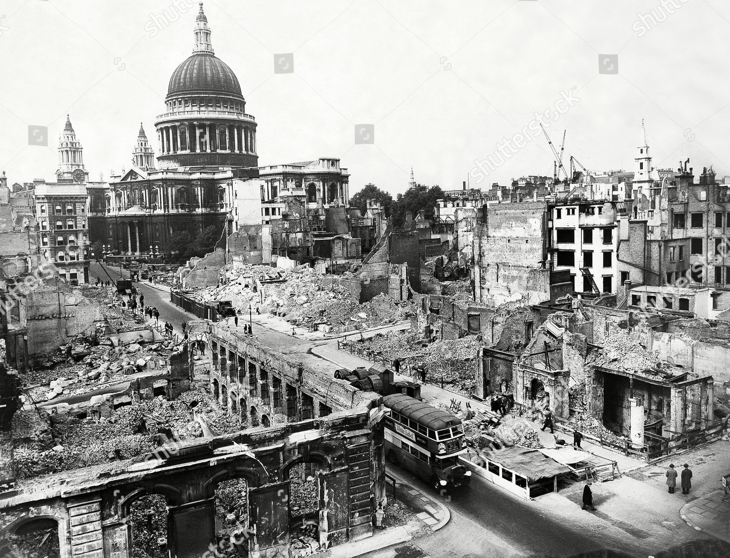 LONDON ST PAULS THIS PICTURE SHOWS Editorial Stock Photo - Stock Image ...