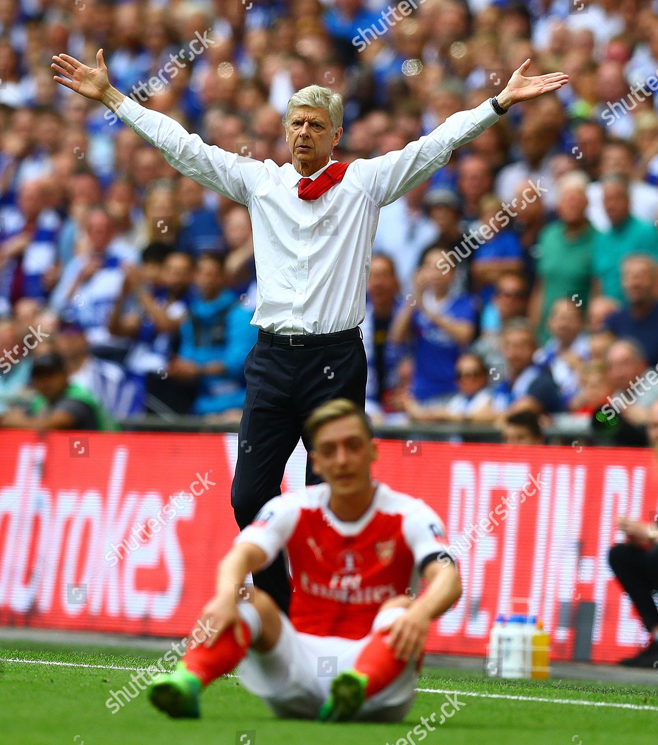 Arsenal Manager Arsene Wenger Gestures On Touchline Editorial Stock Photo Stock Image Shutterstock