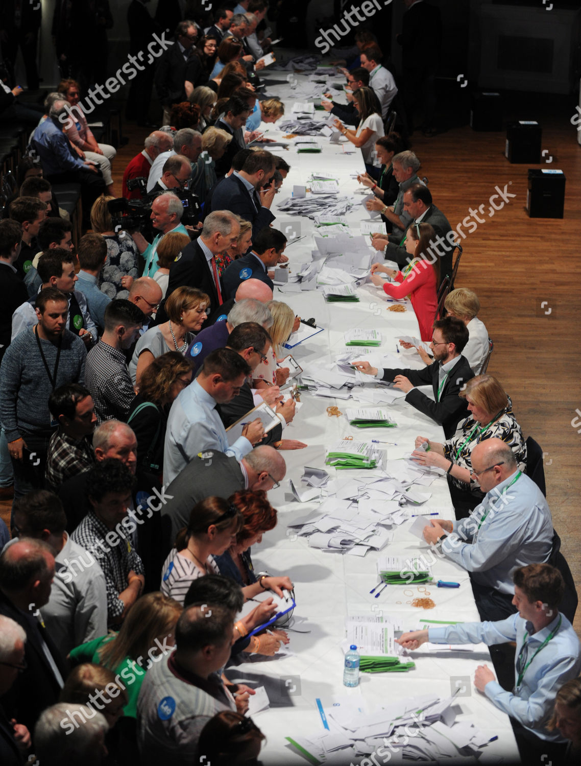 Counting Votes Takes Place Leadership Race Fine Foto