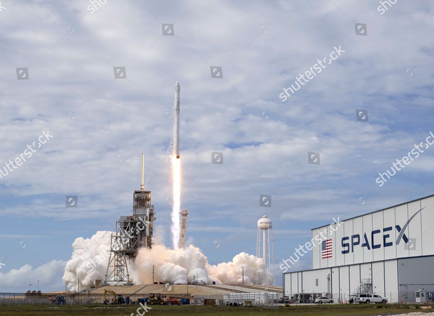 Spacex Falcon 9 Rocket Dragon Spacecraft Editorial Stock Photo - Stock