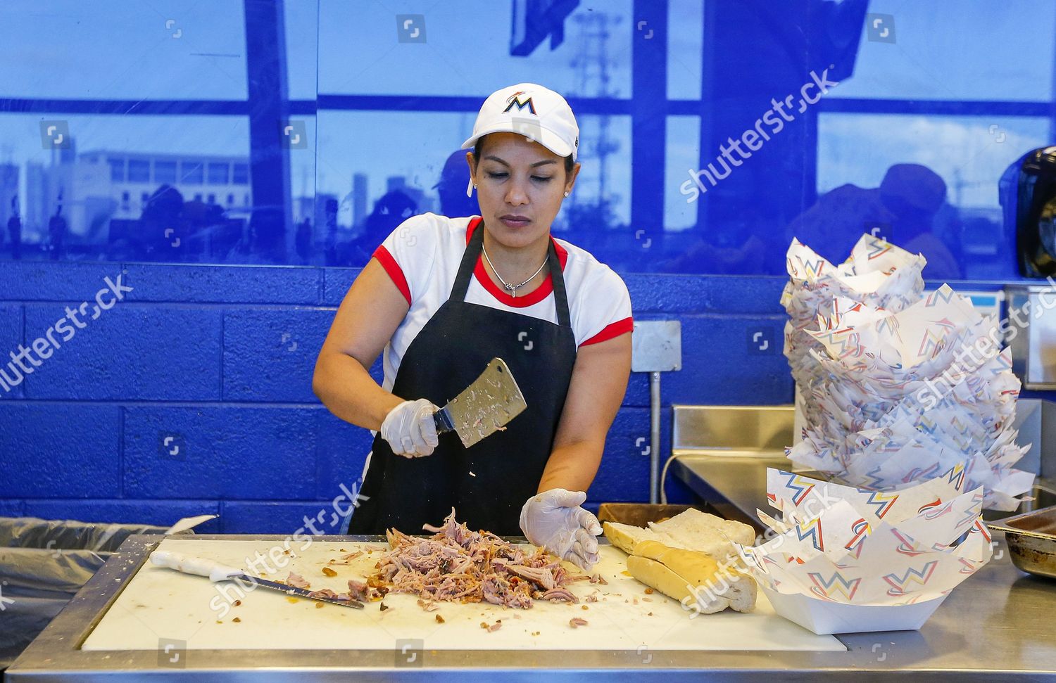 Food Servers Prepares Cuban Pork Sandwiches Editorial Stock Photo