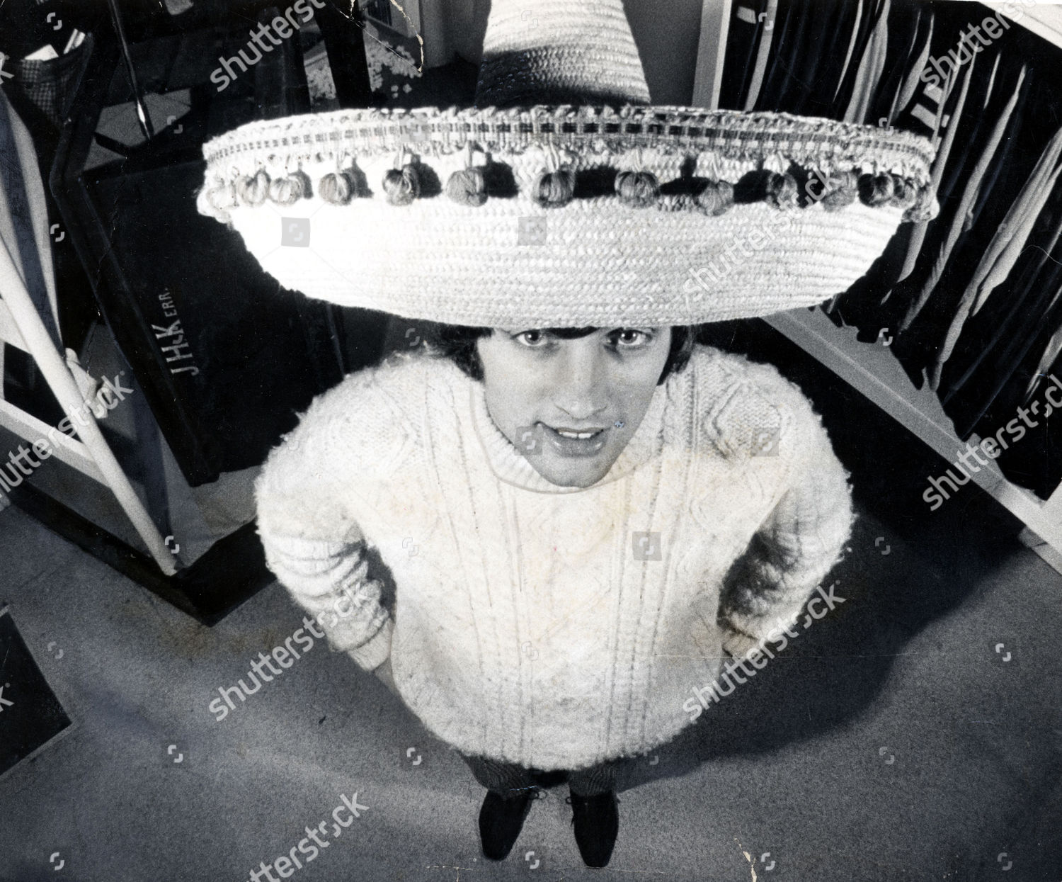 george-best-died-november-2005-former-manchester-united-and-northern-ireland-footballer-is-pictured-at-the-age-of-19-wearing-a-sombrero-hat-shutterstock-editorial-896982a.jpg