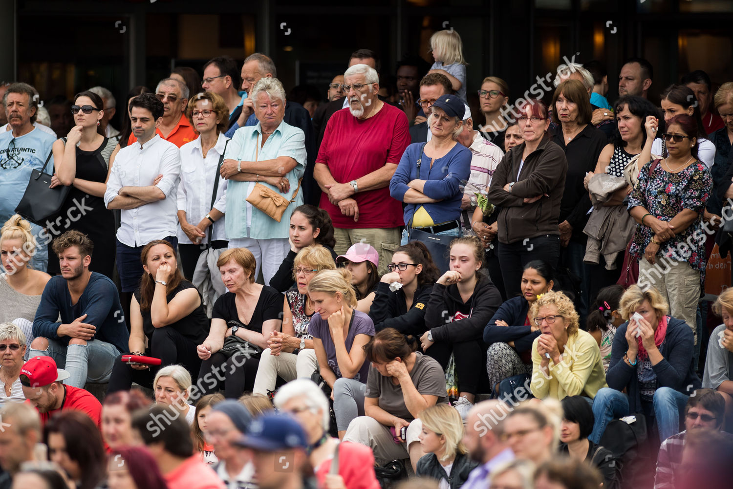 People Mourn During Commemoration Ceremony Unveiling Editorial Stock ...