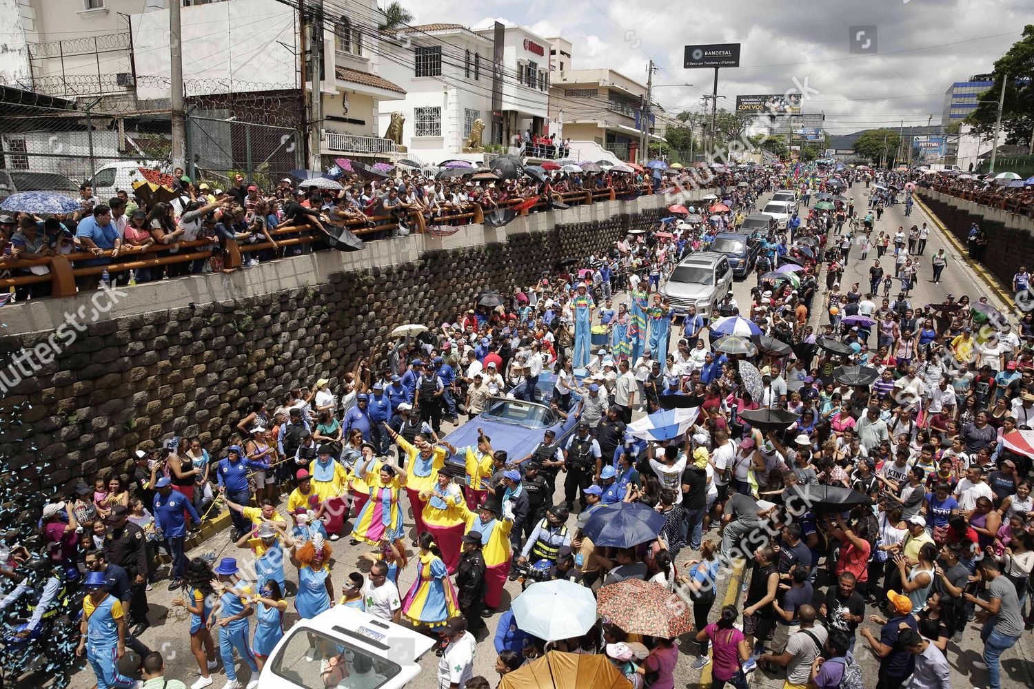 View Desfile Del Correo Which Thousands Editorial Stock Photo - Stock ...