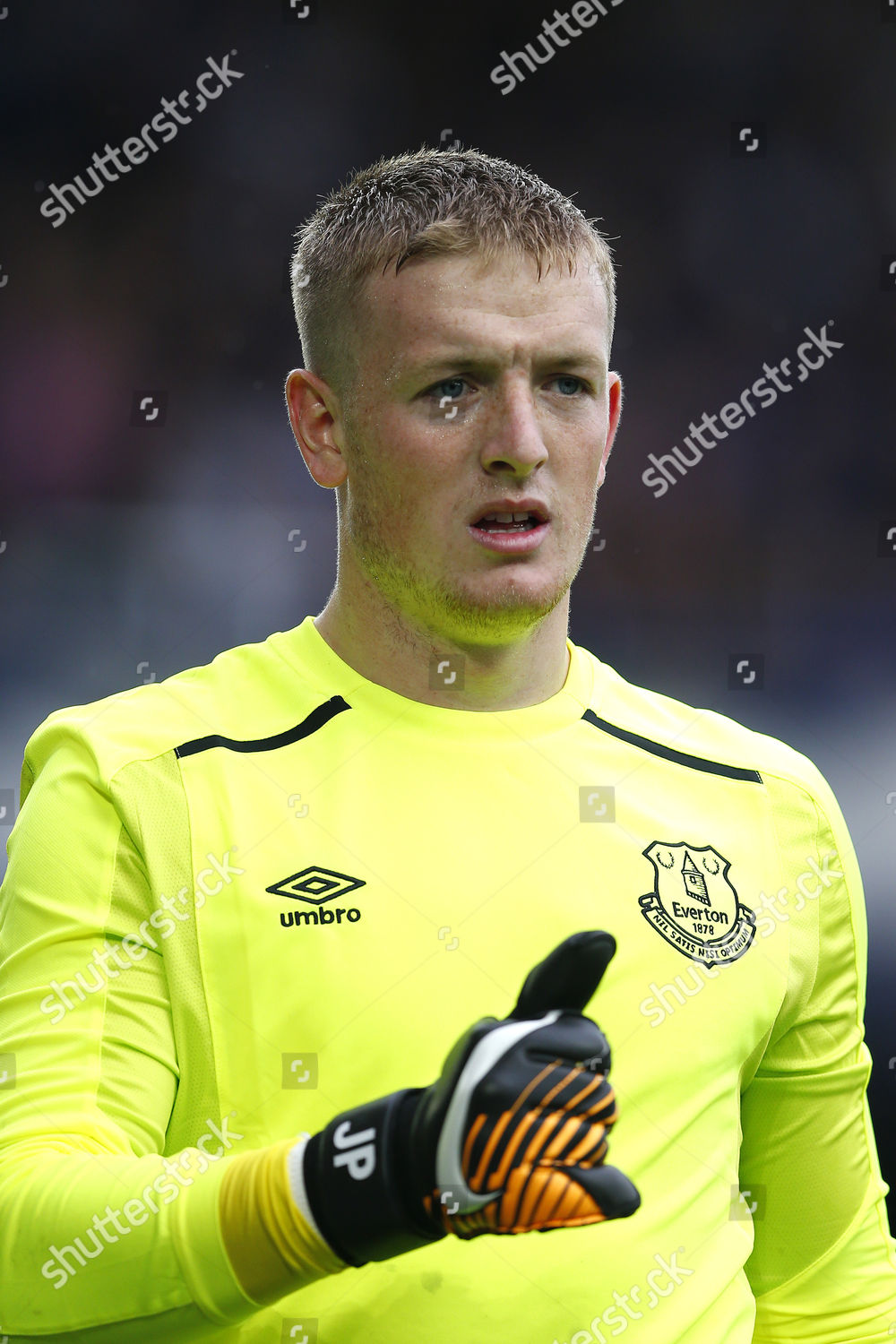 Everton Goalkeeper Jordan Pickford Gives Thumbs Editorial Stock Photo ...