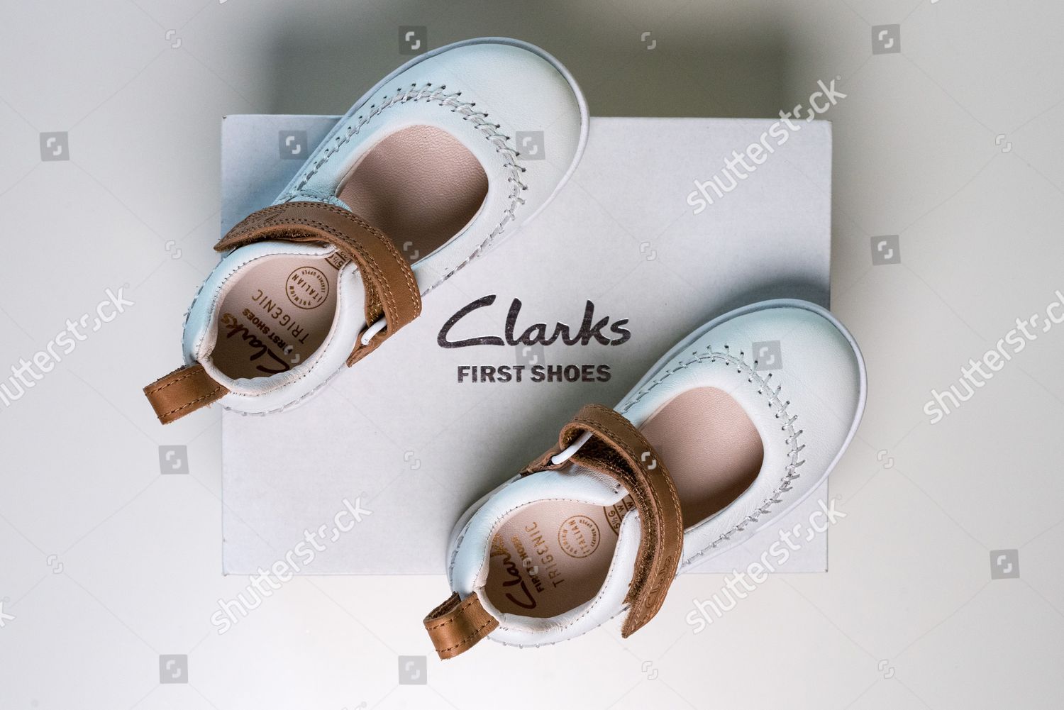 clarks shoes london uk