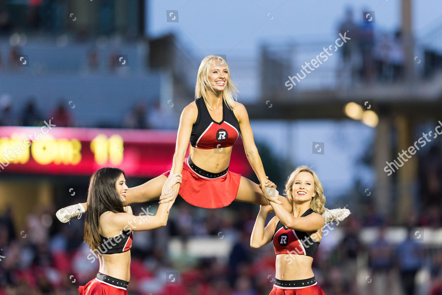 Tampa Bay Buccaneers' cheerleaders entertain the crowd Stock Photo