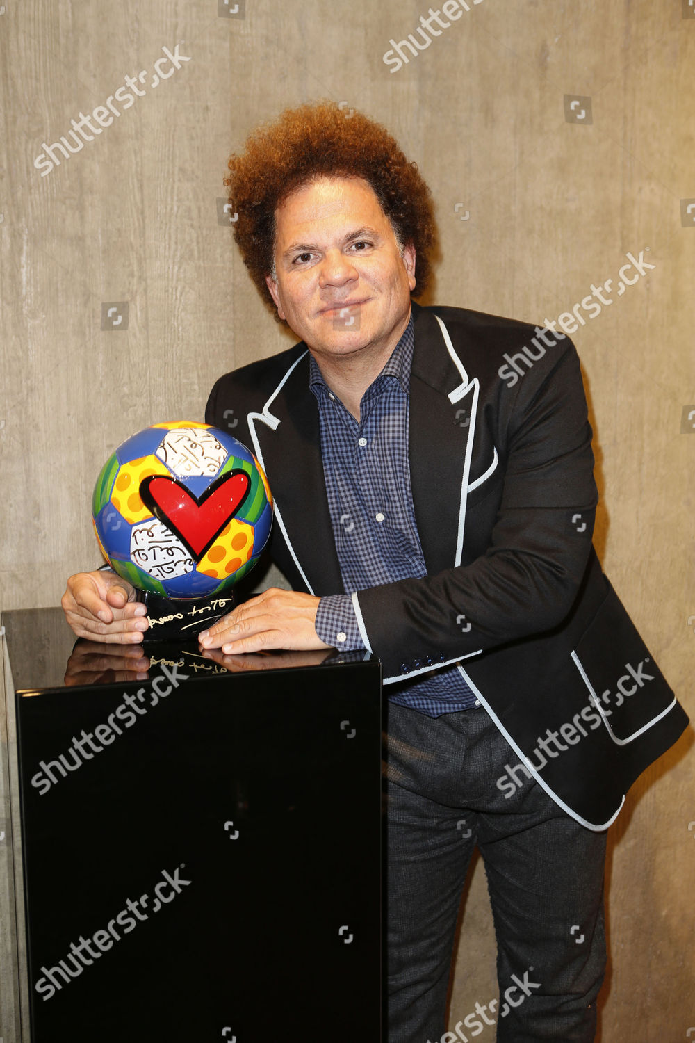 Romero Britto Editorial Stock Photo Stock Image Shutterstock   Shutterstock 9168331k 