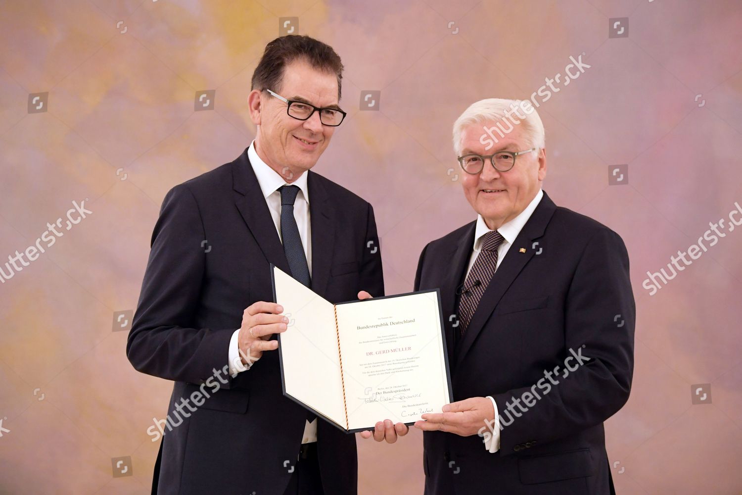 German Minister Development Gerd Mueller L Receives Editorial