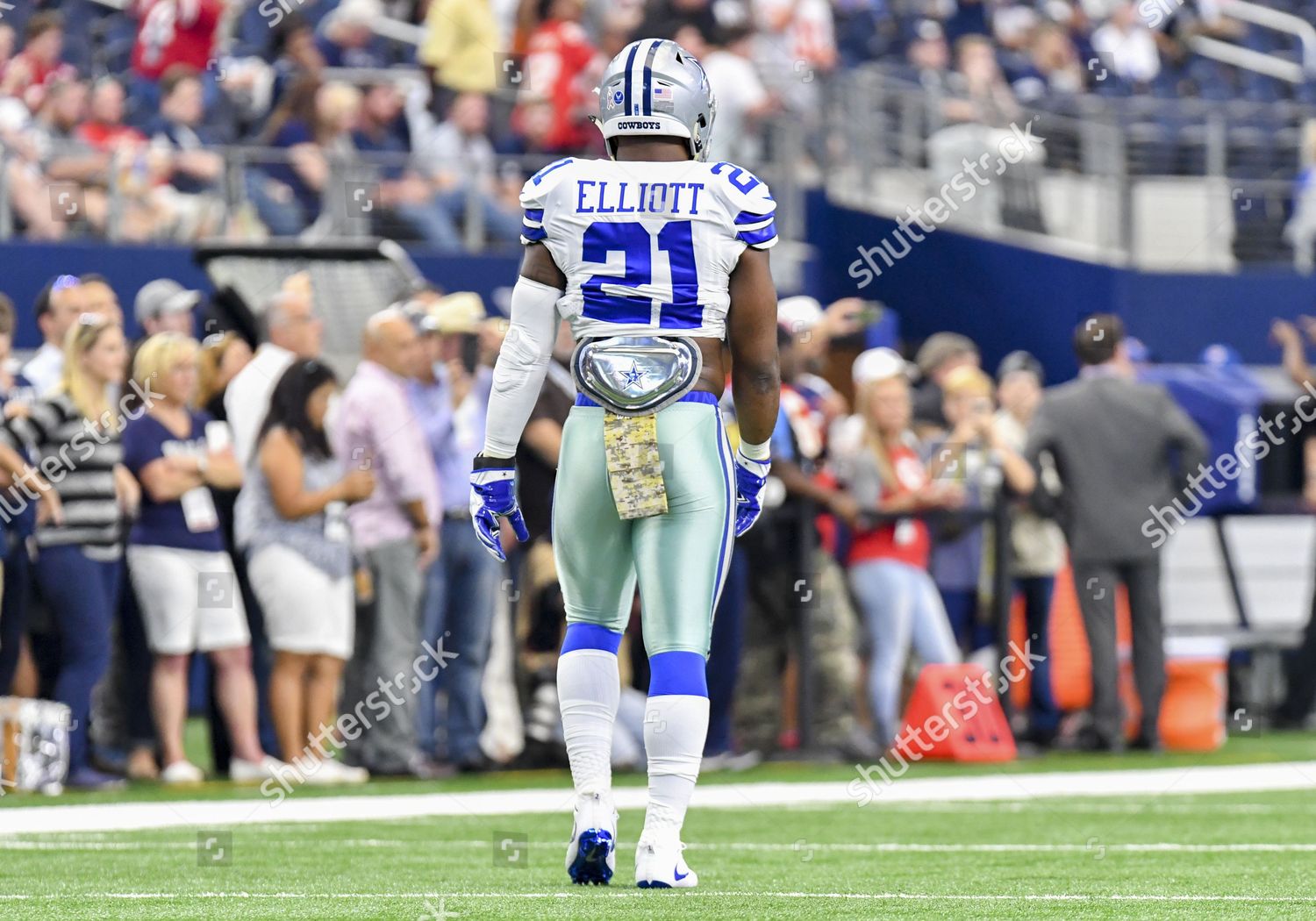 Dallas Cowboys Running Back Ezekiel Elliott Editorial Stock Photo ...