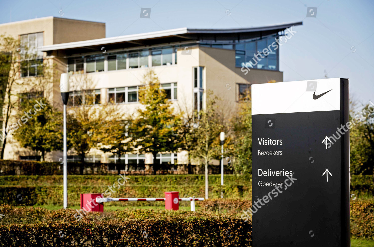vecino Multa falta de aliento Exterior Views Nike Europe Headquarters Hilversum - Foto de stock de  contenido editorial: imagen de stock | Shutterstock Editorial