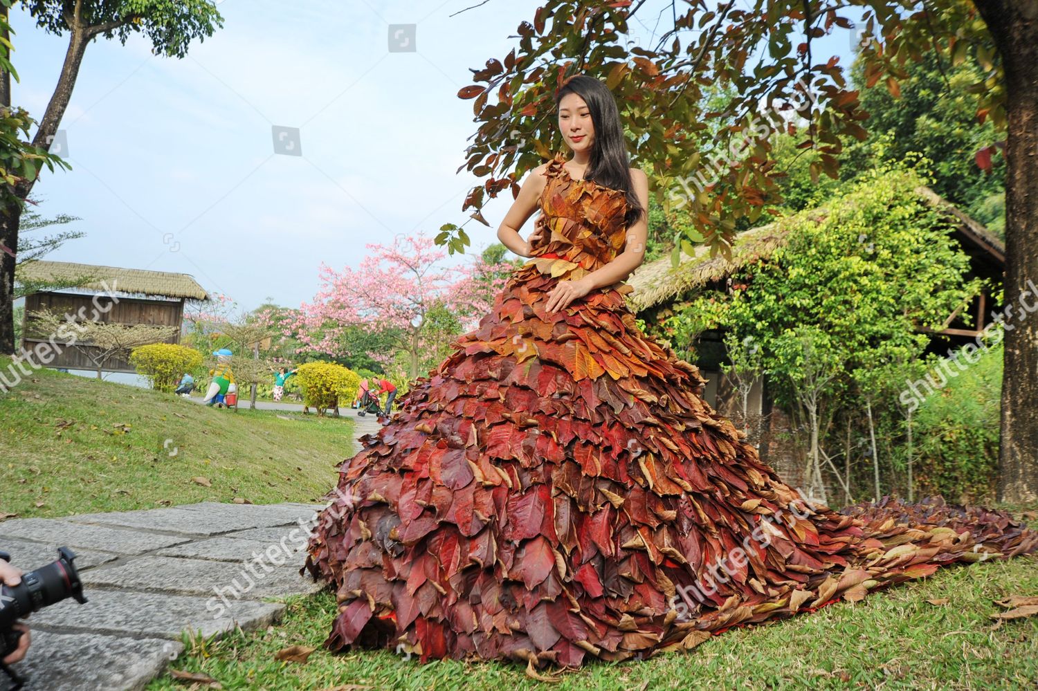 Платье из природных материалов