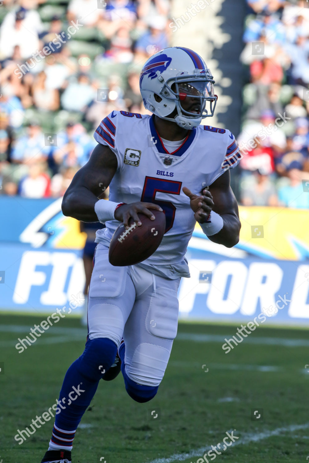 November 19, 2017 Buffalo Bills quarterback Tyrod Taylor #5 in