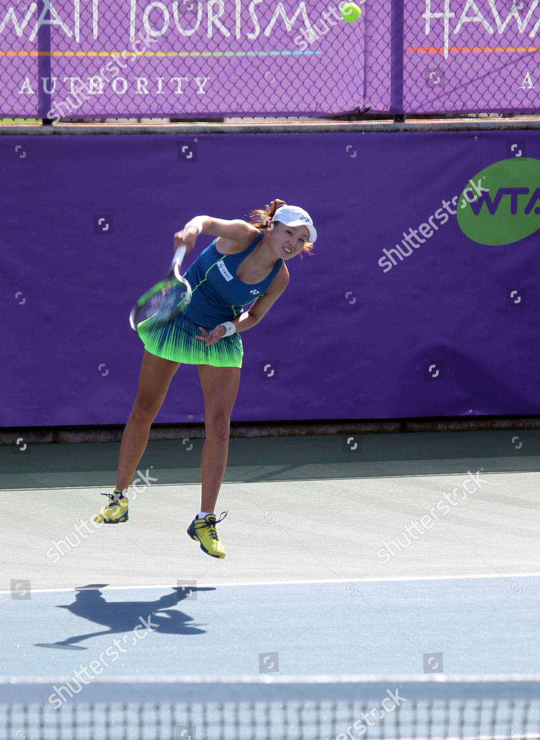 Su Jeong Jang Serves Warmups On Editorial Stock Photo Stock Image