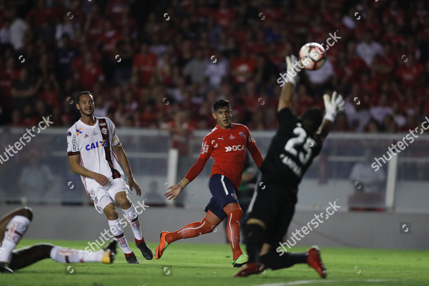 Independientes Goalkeeper Martin Campana R Saves Ball Editorial Stock Photo Stock Image Shutterstock