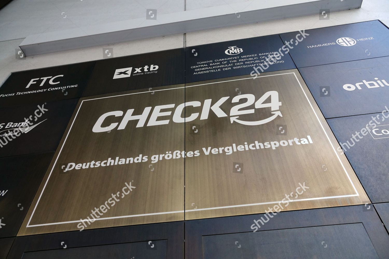 Check24 Signage Entrance Officu Building Frankfurt Germany
