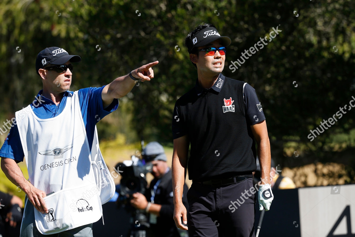 Kevin Na Caddie On Fourth Hole Editorial Stock Photo - Stock Image ...