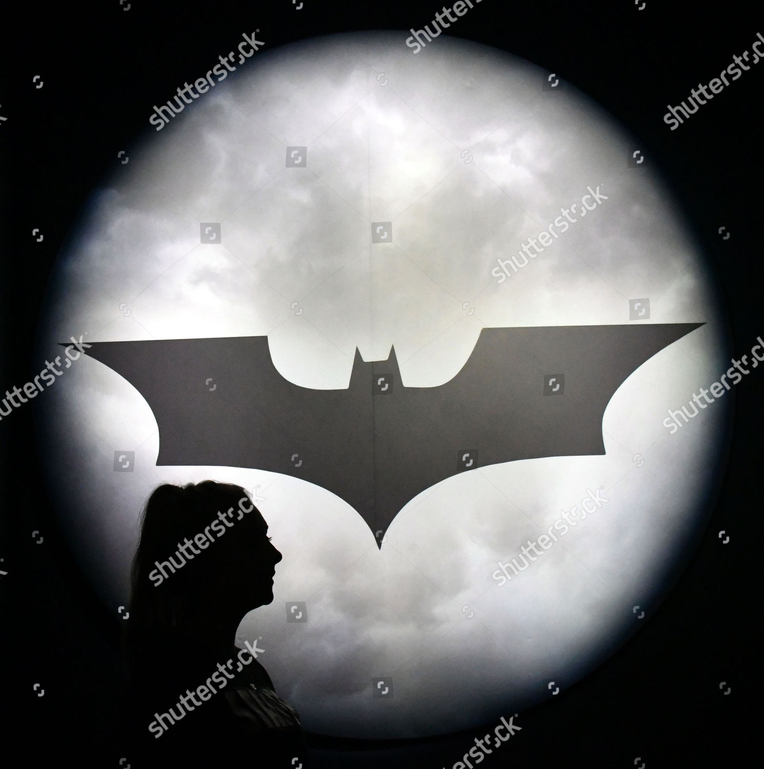 Batman Batsignal Searchlight Logo Editorial Stock Photo - Stock Image |  Shutterstock